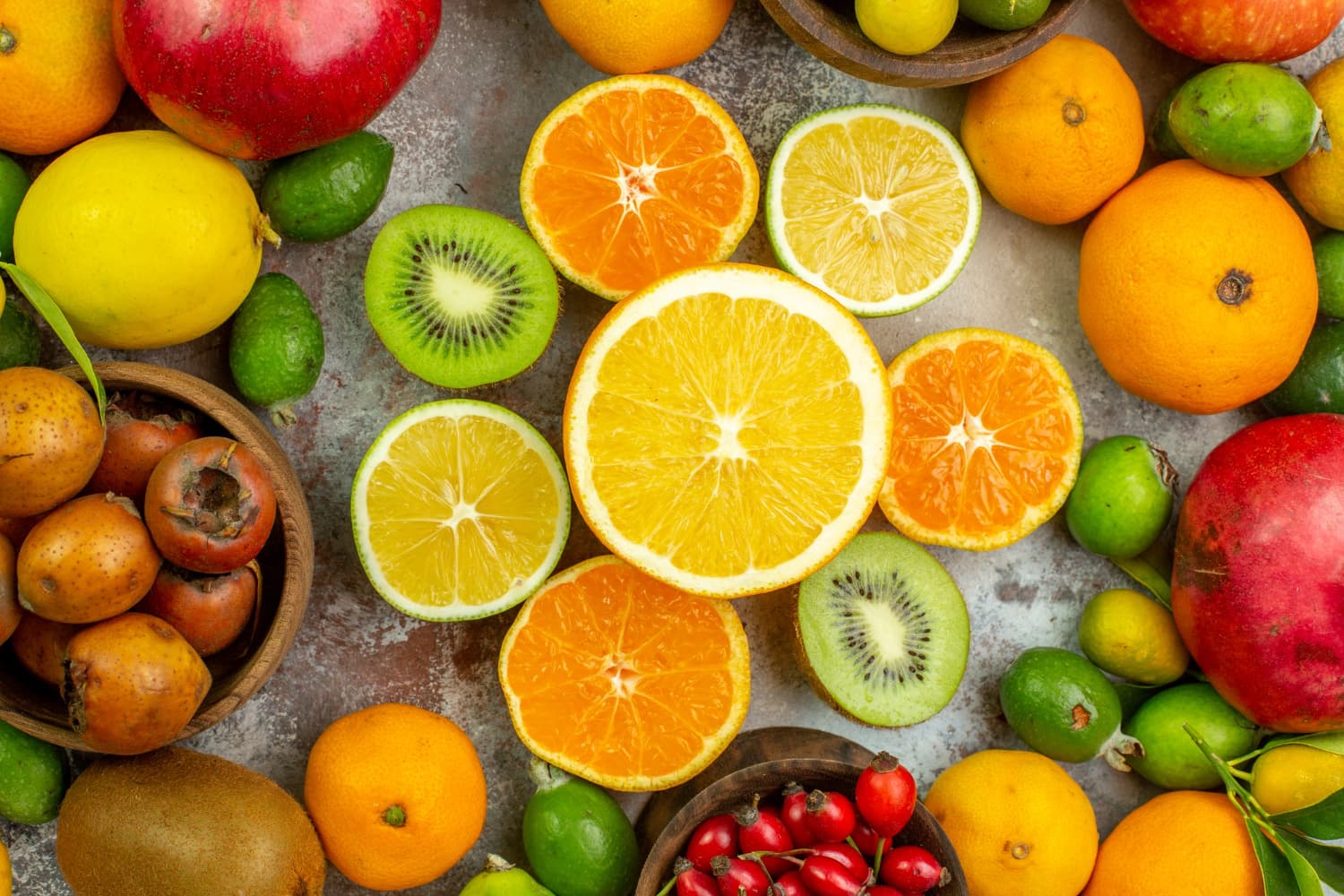 Complete Seasonal Fruit Guide 2024: When to Import Premium Fruits
